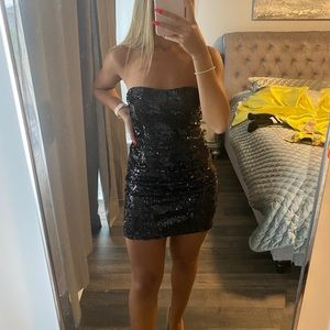 Sparkly little black dress by GUESS. Perfect condition.